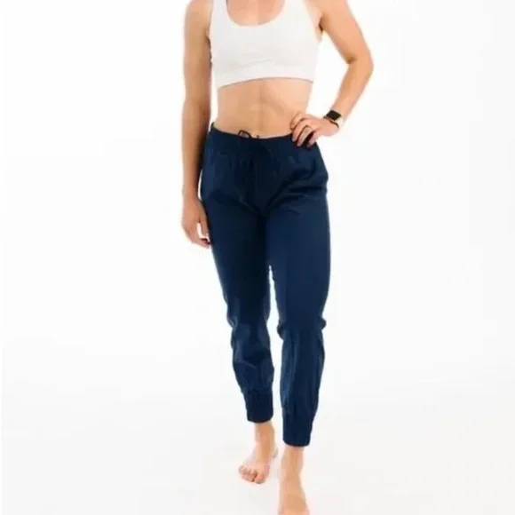 ZYIA Activewear Navy Blue Perfection Jogger Size Small NEW - Picture 4 of 16